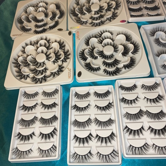 45 pairs of luxury lashes - Picture 4 of 6